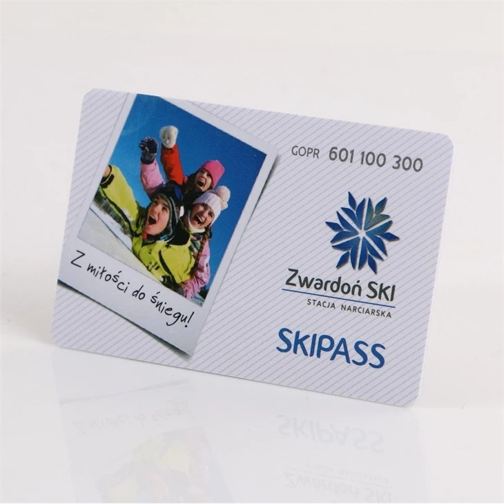 Tarjetas RFID personalizadas para diferentes hoteles